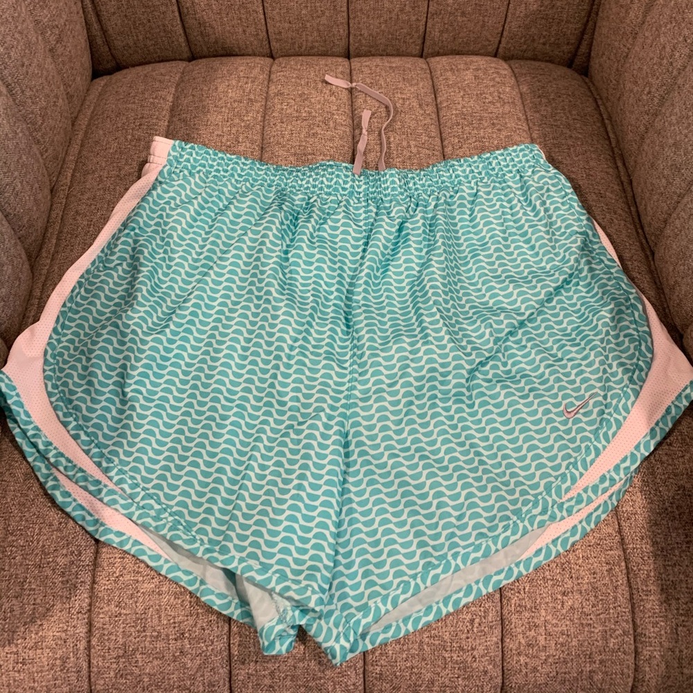Nike Seafoam Green Tempo Running Shorts Dri-Fit